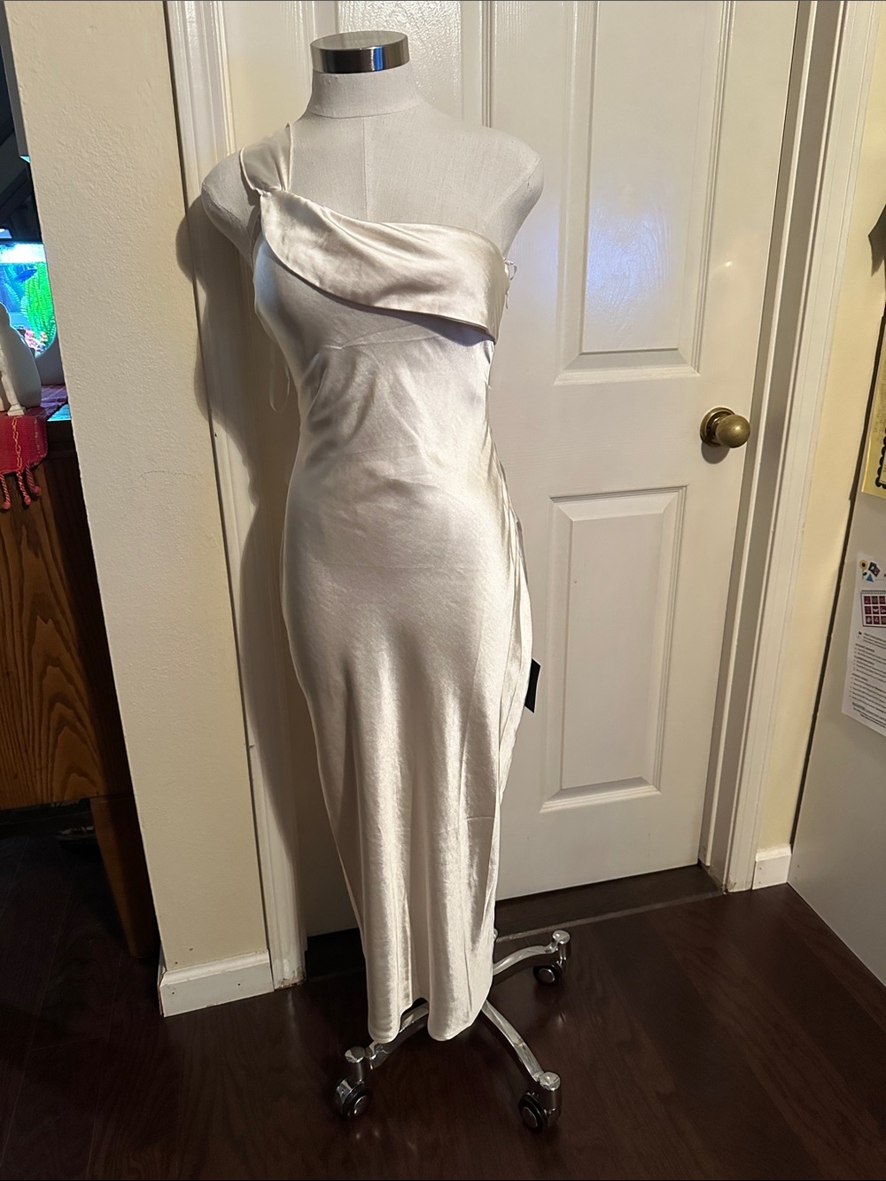 Lulus Satin One-Shoulder Ivory Evening Dress
